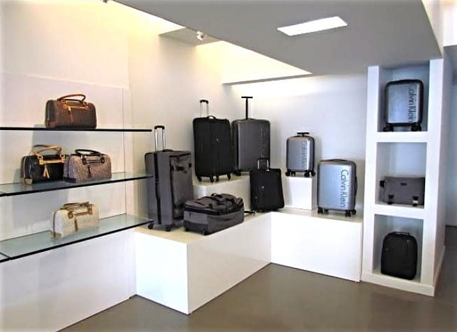 Calvin Klein, fashion showroom interior in Manhattan built by AIK Renovations, New York general contractor (photo 4 of 4)