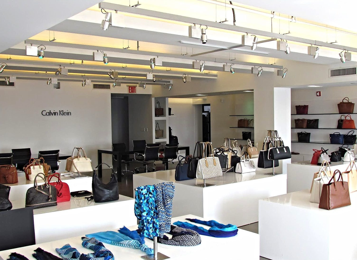 Calvin Klein, fashion showroom interior in Manhattan built by AIK Renovations, New York general contractor (photo 1 of 4)