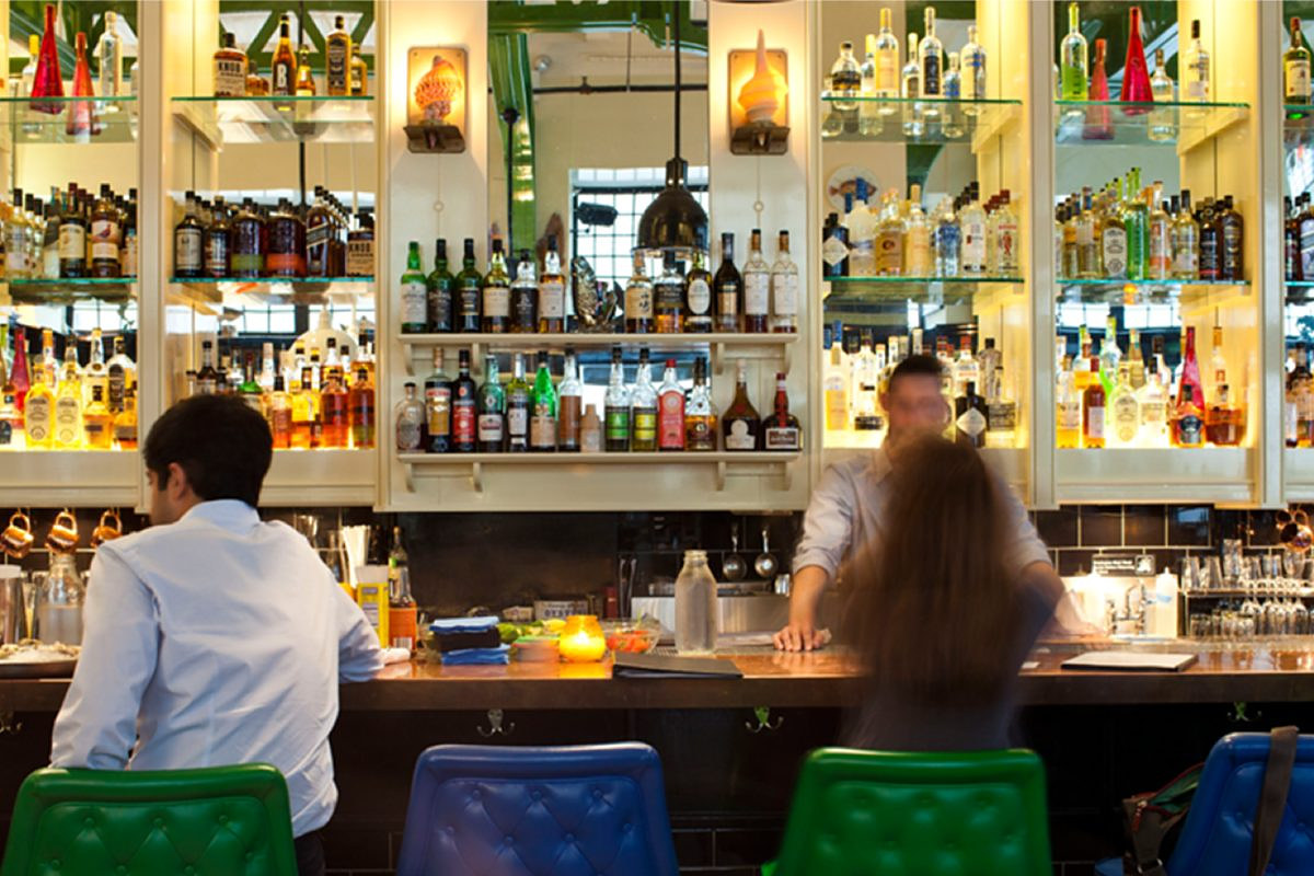 John Dory Oyster Bar, restaurant interior in Manhattan built by AIK Renovations, New York general contractor (photo 3 of 5)