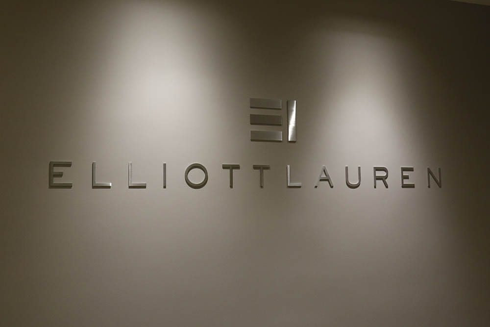 Elliott Lauren, fashion showroom interior in Manhattan built by AIK Renovations, New York general contractor (photo 6 of 6)