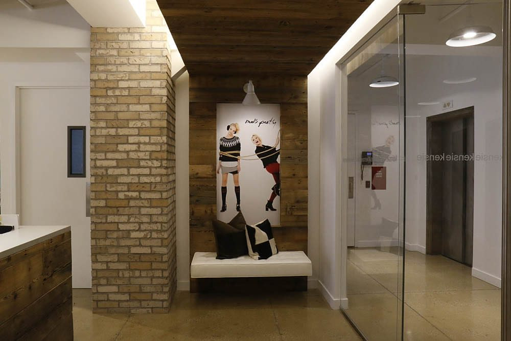 Kensie, fashion showroom interior in Manhattan built by AIK Renovations, New York general contractor (photo 6 of 6)