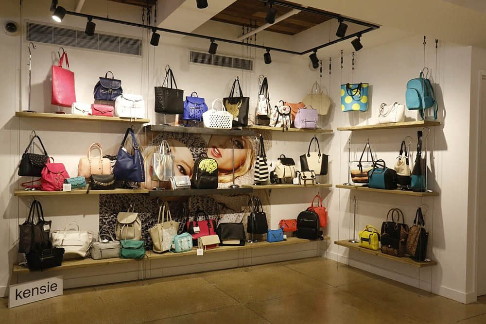 Kensie, fashion showroom interior in Manhattan built by AIK Renovations, New York general contractor (photo 2 of 6)