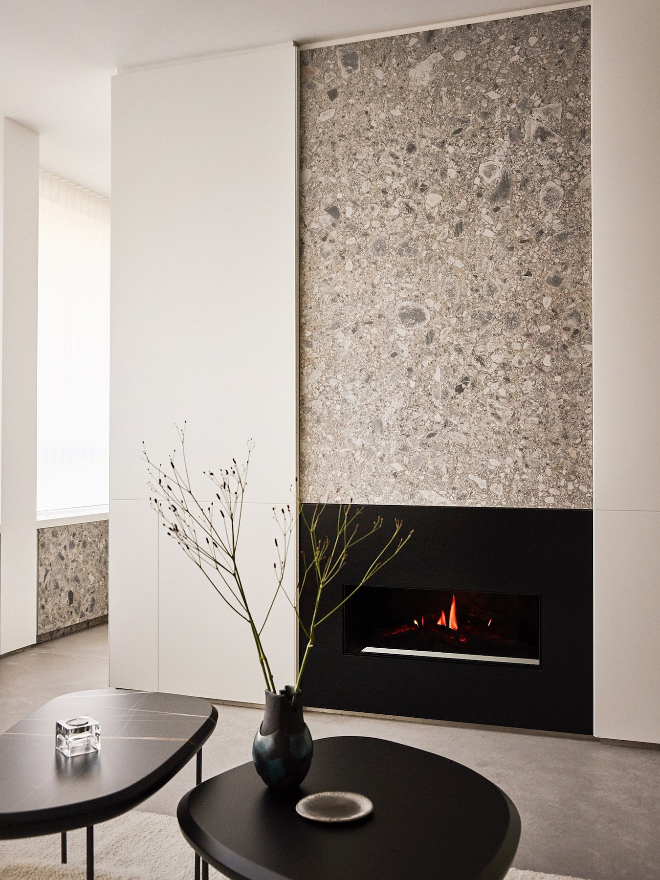 Kips Bay Towers Residence, residential interior in Manhattan built by AIK Renovations, New York general contractor (photo 6 of 8)