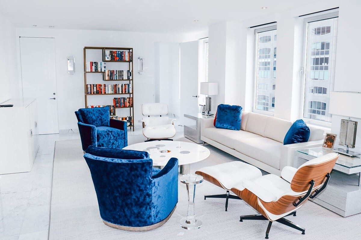 Midtown Park Avenue Residence, residential interior in Manhattan built by AIK Renovations, New York general contractor (photo 1 of 3)