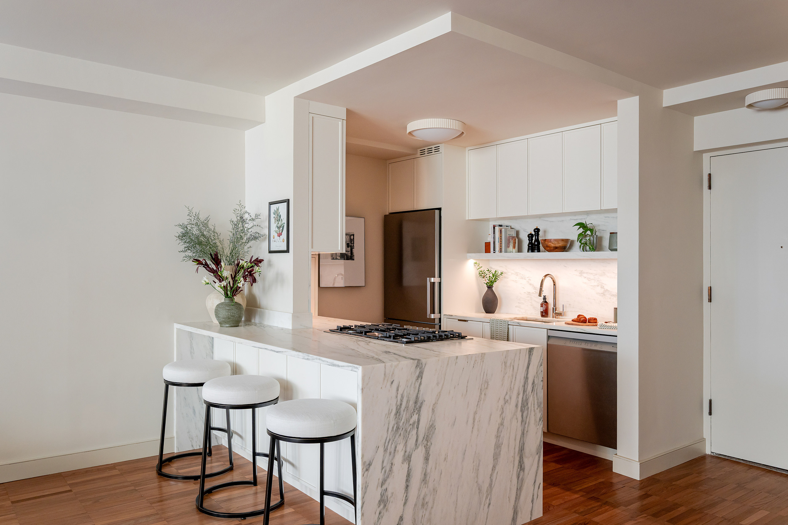 Murray Hill Residence, residential interior in Manhattan built by AIK Renovations, New York general contractor (photo 1 of 9)