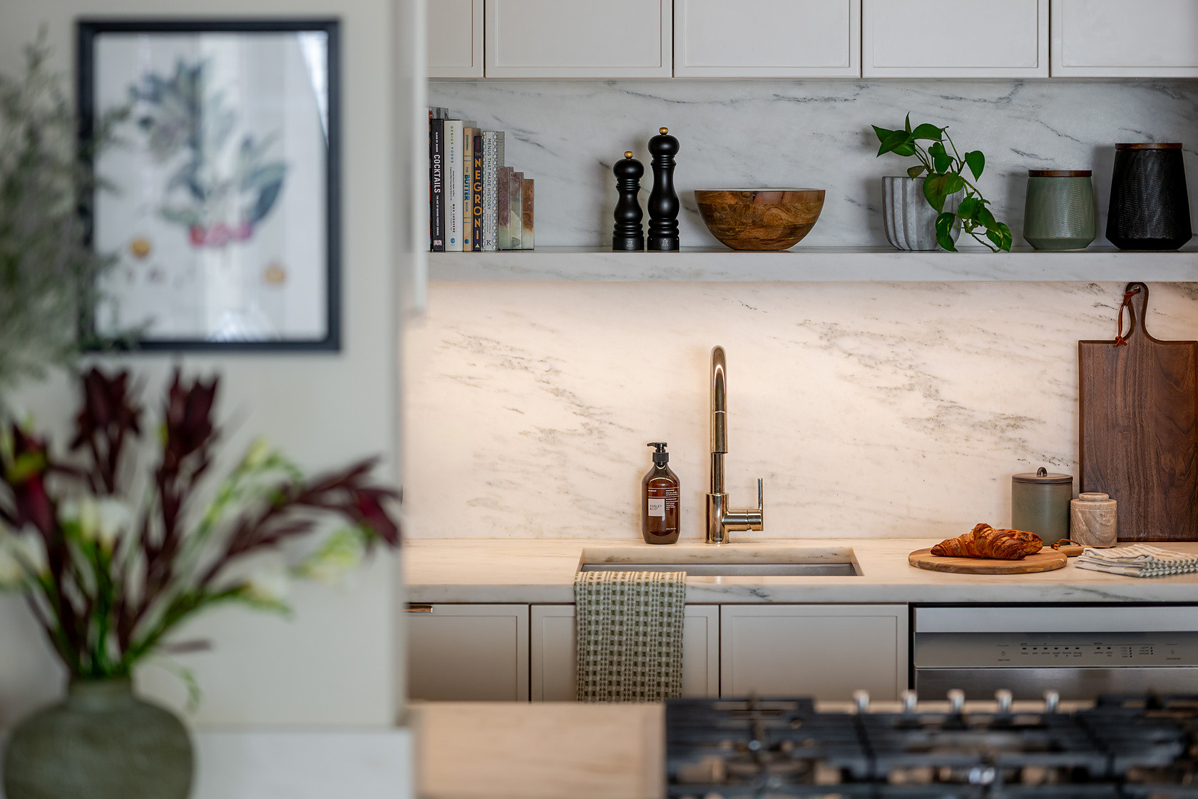 Murray Hill Residence, residential interior in Manhattan built by AIK Renovations, New York general contractor (photo 4 of 9)