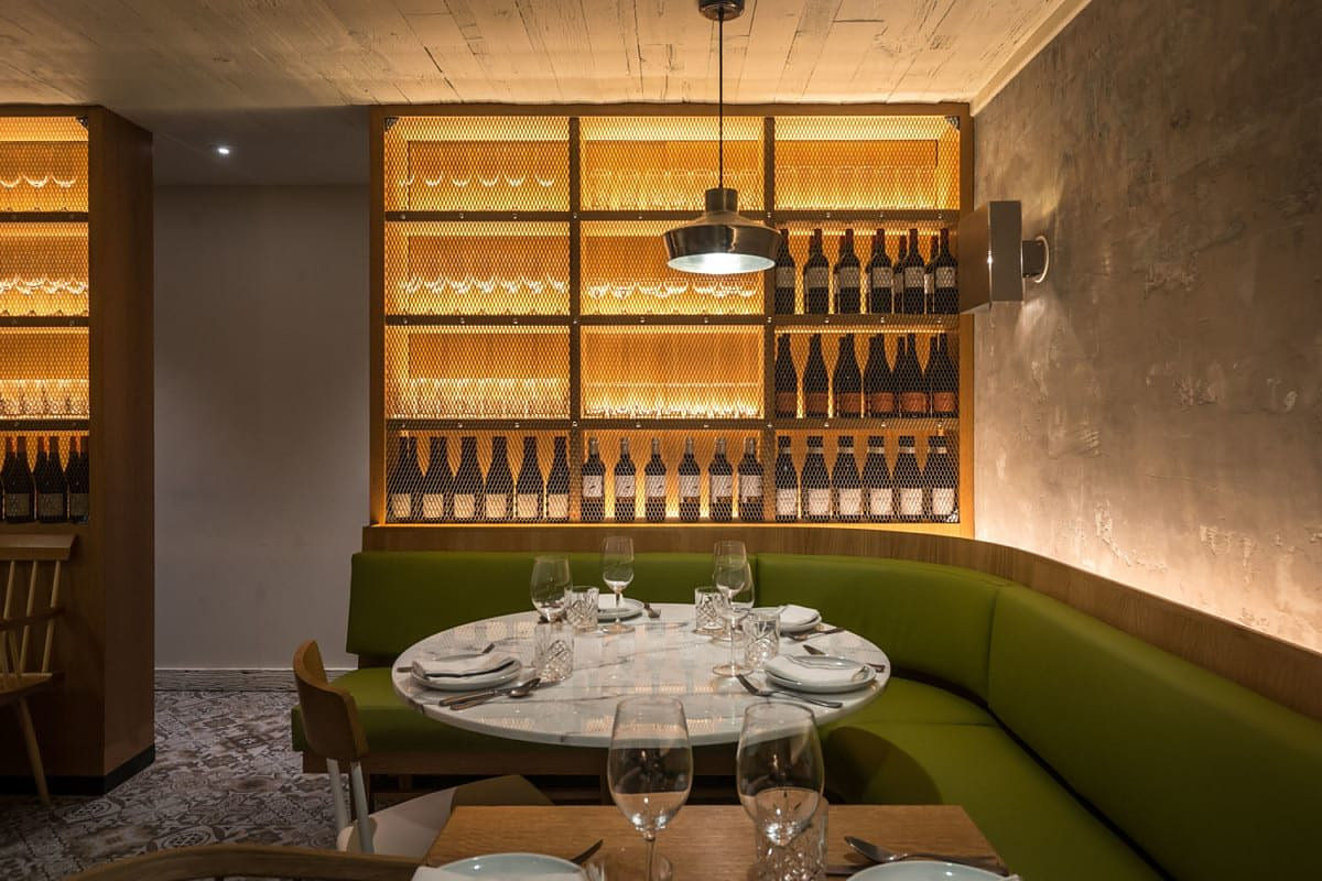NUR Bar & Restaurant, restaurant interior in Manhattan built by AIK Renovations, New York general contractor (photo 1 of 6)