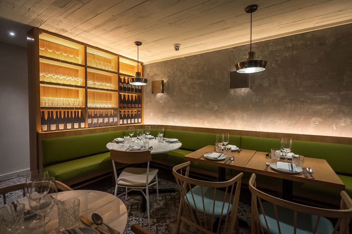 NUR Bar & Restaurant, restaurant interior in Manhattan built by AIK Renovations, New York general contractor (photo 3 of 6)