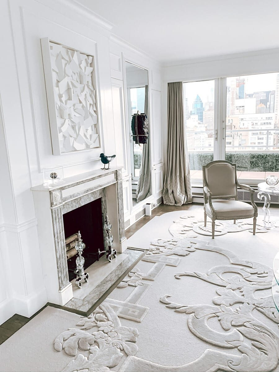 Park Avenue Residence, residential interior in Manhattan built by AIK Renovations, New York general contractor (photo 2 of 3)