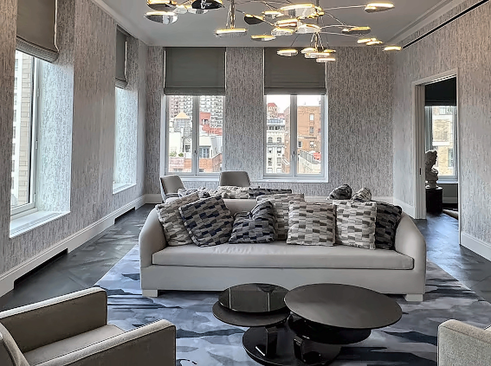 Park Avenue Apartment, residential interior in Manhattan built by AIK Renovations, New York general contractor (photo 2 of 6)