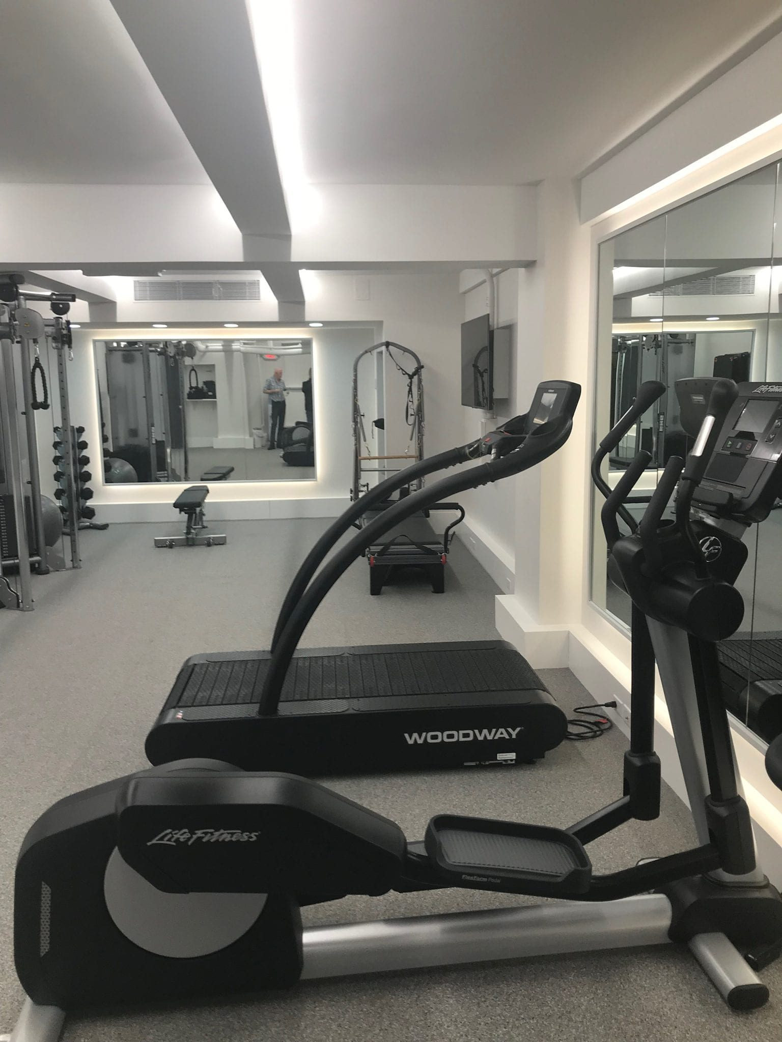 Park Avenue Gym, residential interior in Manhattan built by AIK Renovations, New York general contractor (photo 2 of 3)