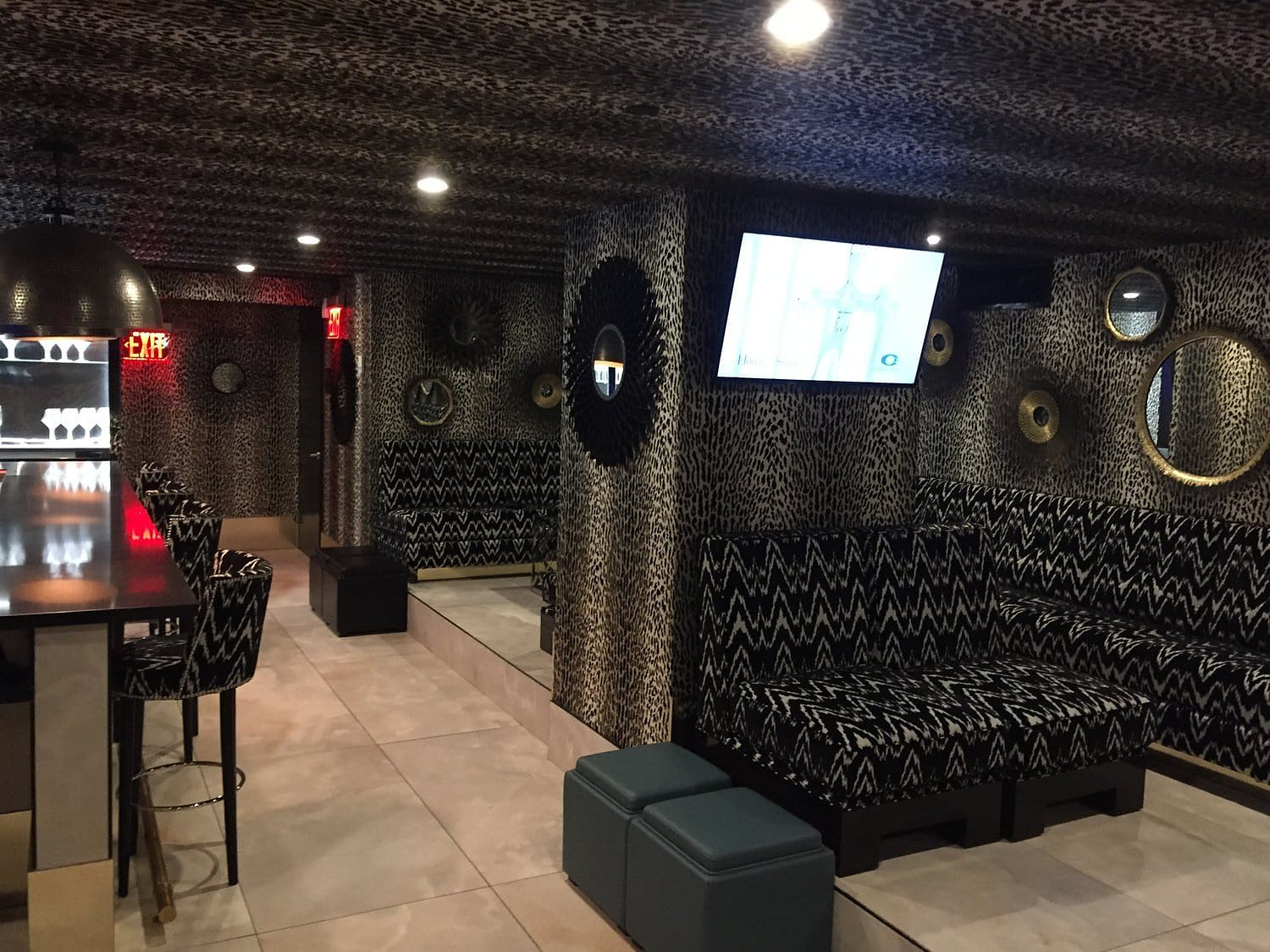 Roommate Hotel, hotel interior, New York built by AIK Renovations, New York general contractor (photo 2 of 5)
