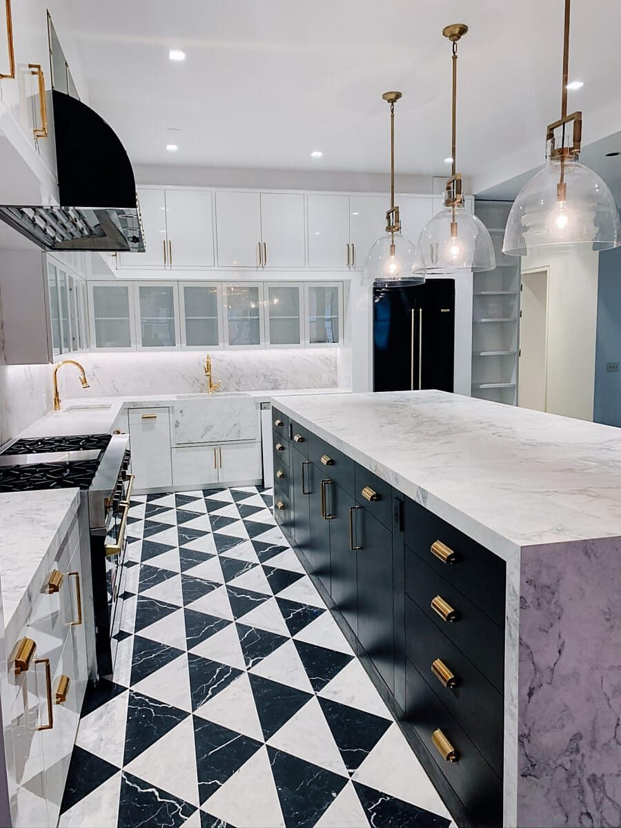 Flooring by AIK Renovations: SoHo Apartment, Manhattan