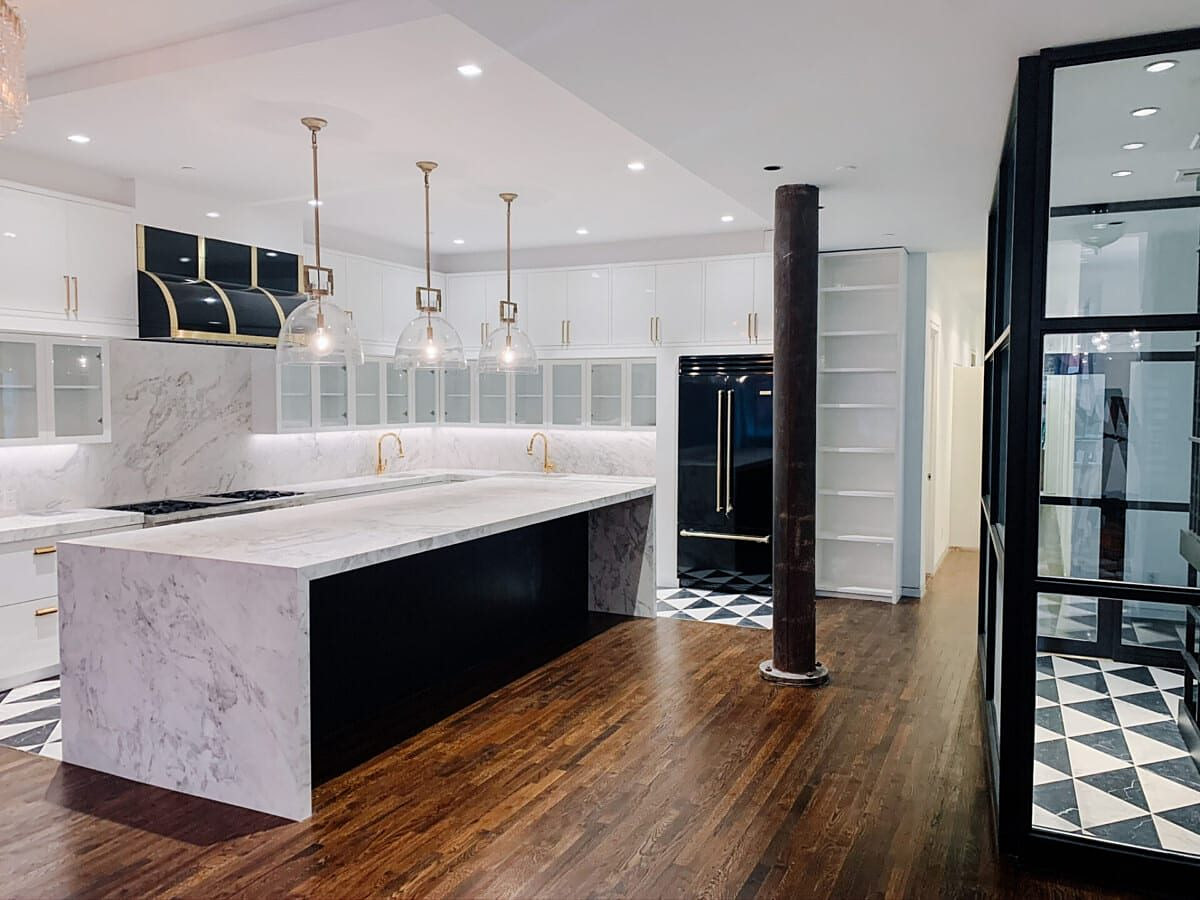 SoHo Apartment, residential interior in Manhattan built by AIK Renovations, New York general contractor (photo 3 of 6)