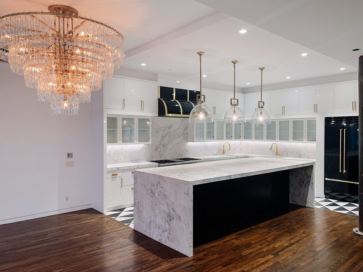 SoHo Apartment, residential interior in Manhattan built by AIK Renovations, New York general contractor (photo 6 of 6)