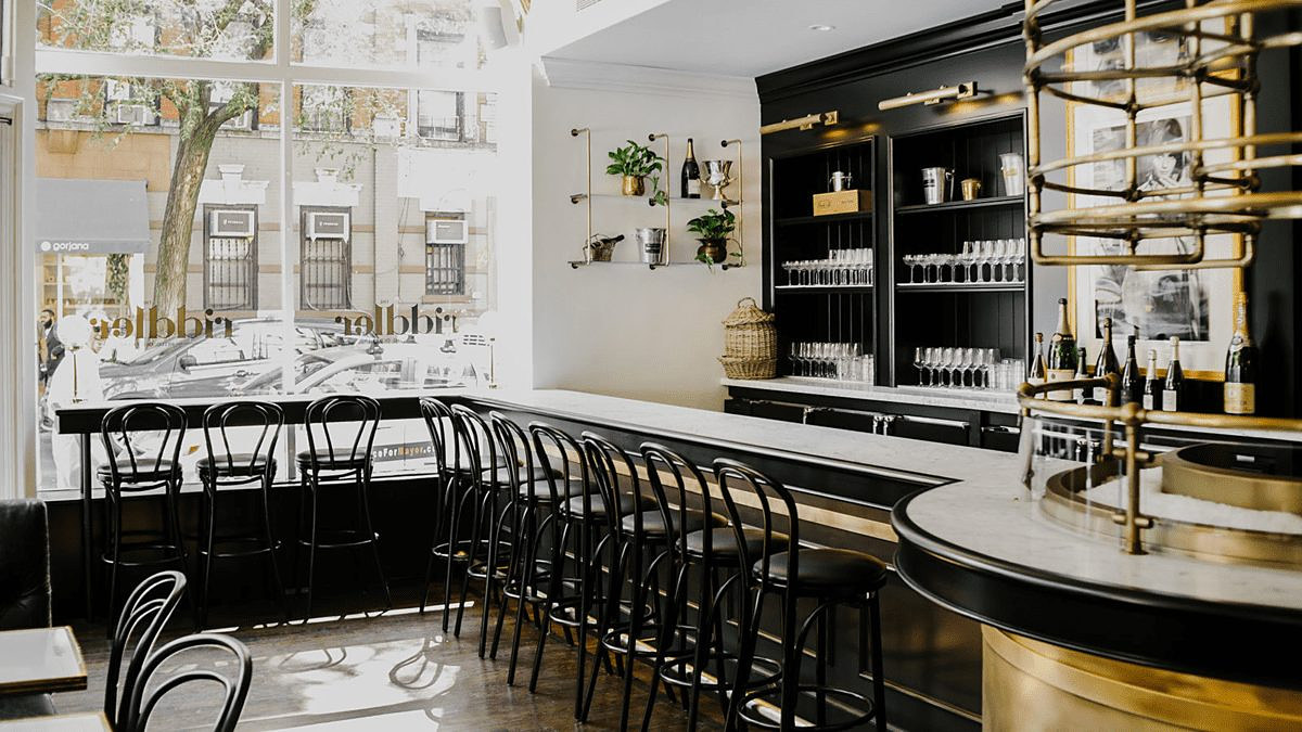 The Riddler, restaurant interior in Manhattan built by AIK Renovations, New York general contractor (photo 3 of 4)