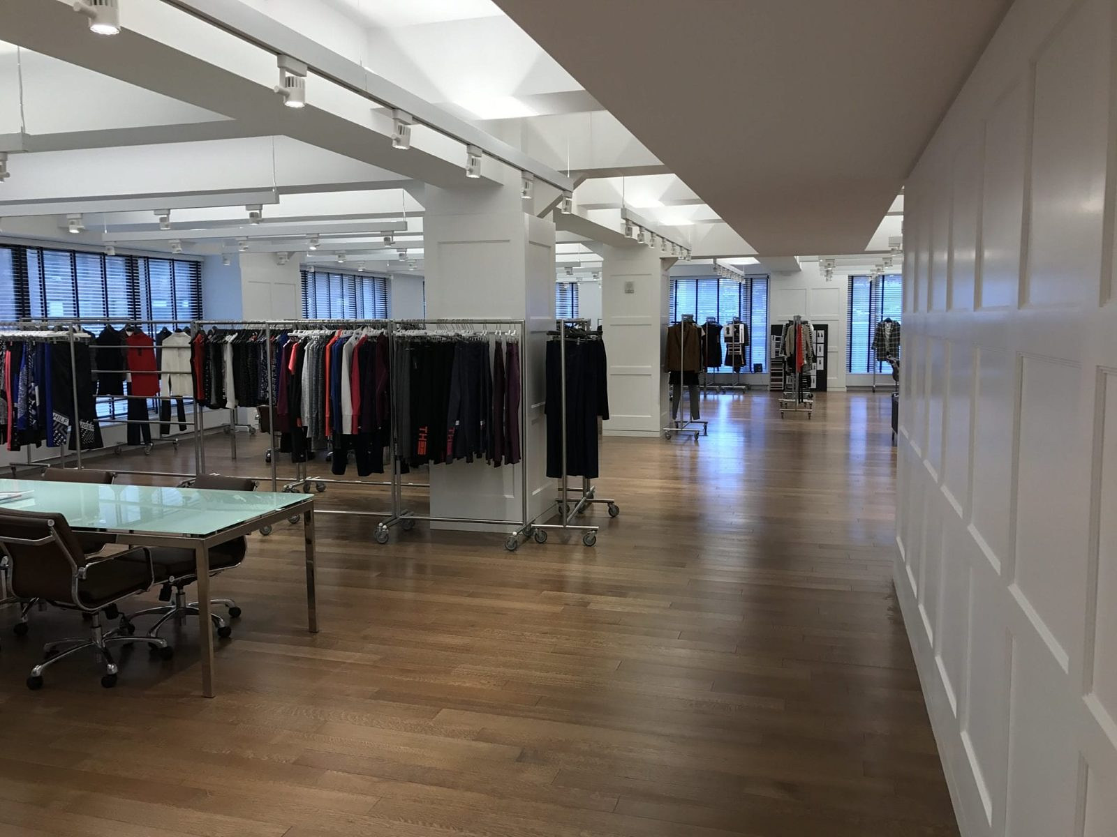 Tommy Hilfiger, fashion showroom interior, New York built by AIK Renovations, New York general contractor (photo 2 of 6)