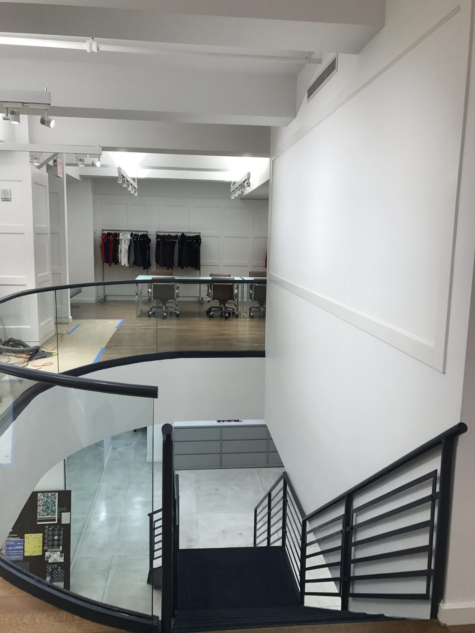 Tommy Hilfiger, fashion showroom interior, New York built by AIK Renovations, New York general contractor (photo 6 of 6)