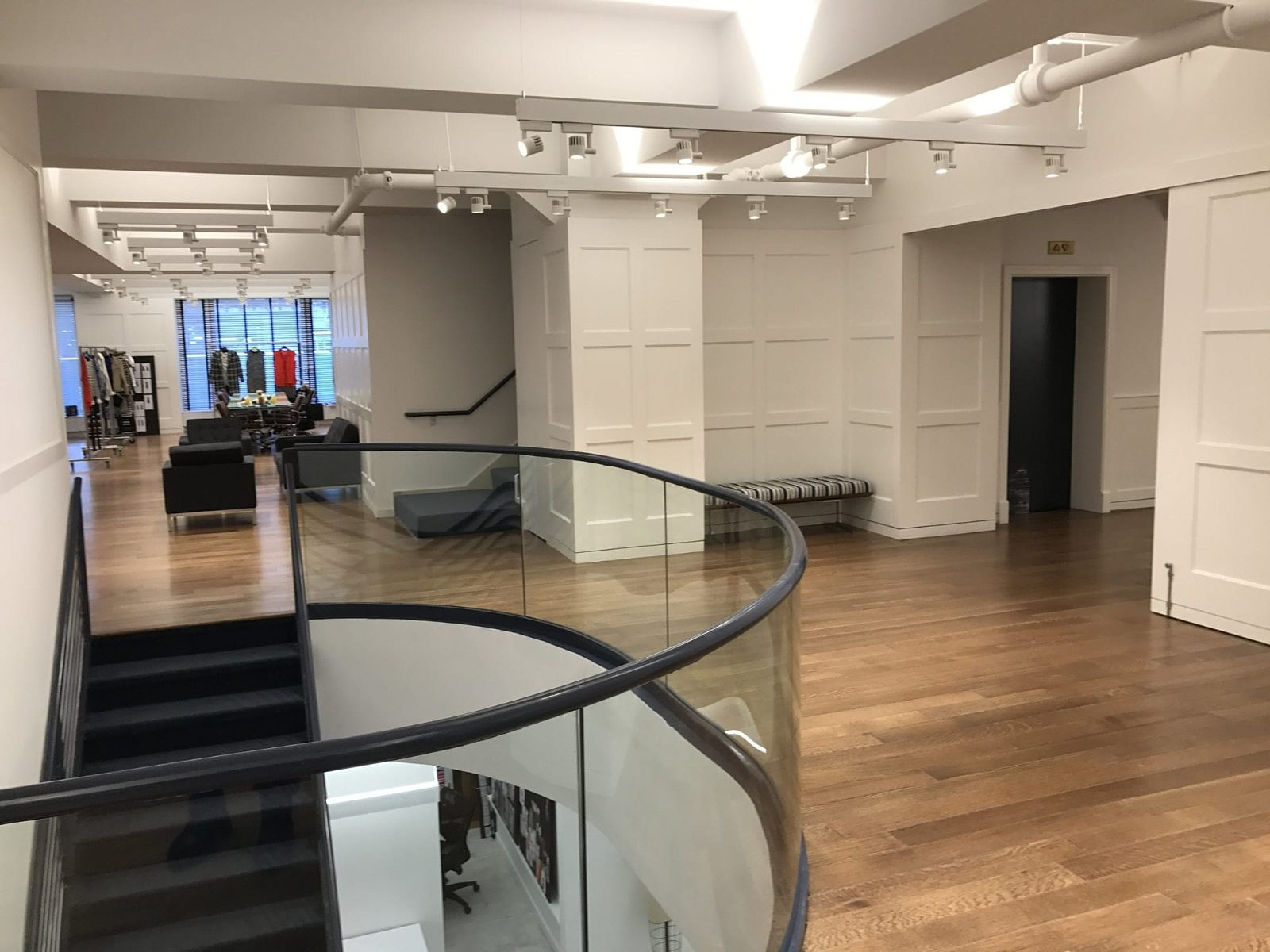 Tommy Hilfiger, fashion showroom interior, New York built by AIK Renovations, New York general contractor (photo 4 of 6)