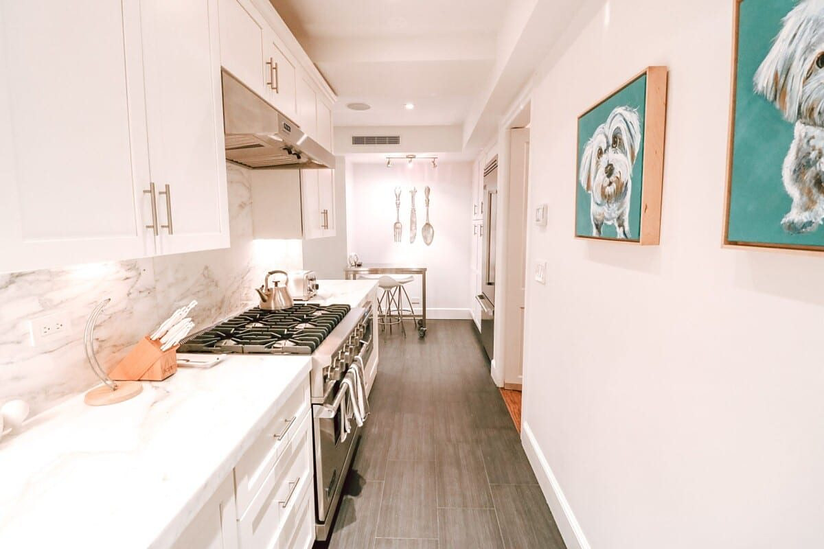 Upper East Side Apartment, residential interior in Manhattan built by AIK Renovations, New York general contractor (photo 4 of 6)