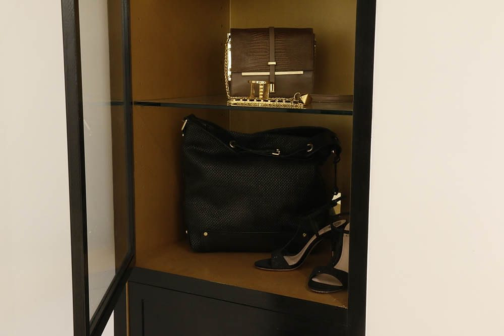 Vince Camuto, fashion showroom interior, New York built by AIK Renovations, New York general contractor (photo 3 of 3)